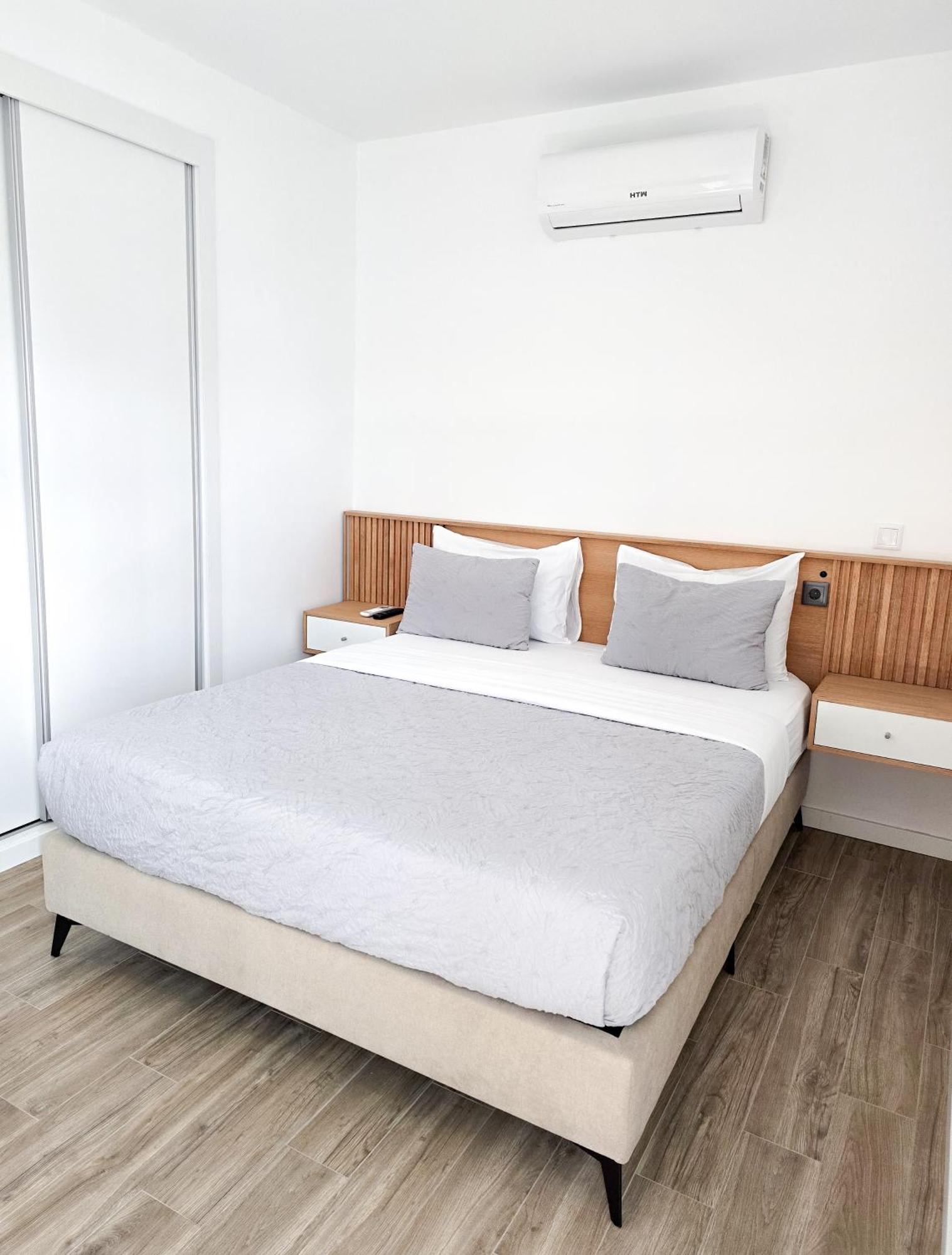 S A L - Beach Apartments Canical חדר תמונה